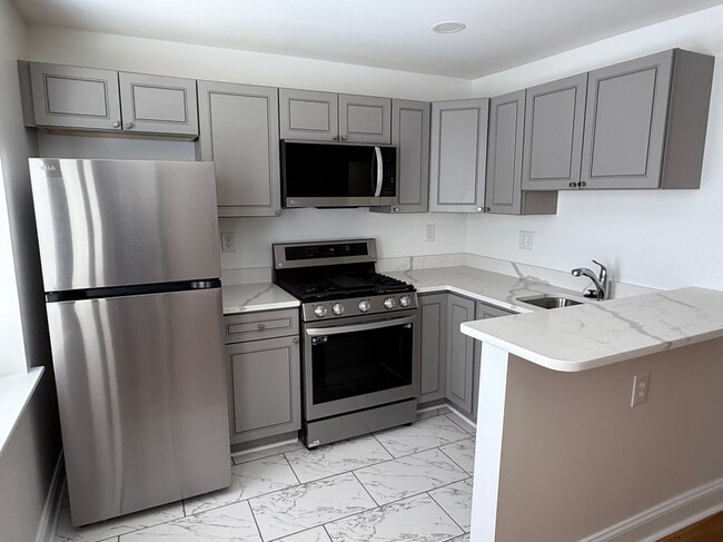 Foto del edificio - 4056 Edgewood Rd