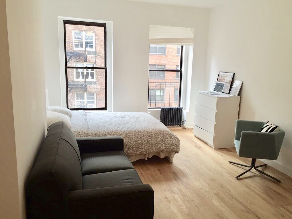 Foto principal - 529 E 81st St