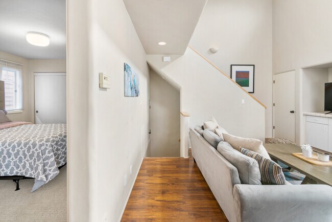 Sala de estar y dormitorio n.o 1 - 40 20th Ct