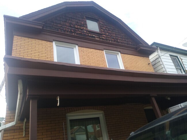 Photo - 20 Beyrleye Ave House