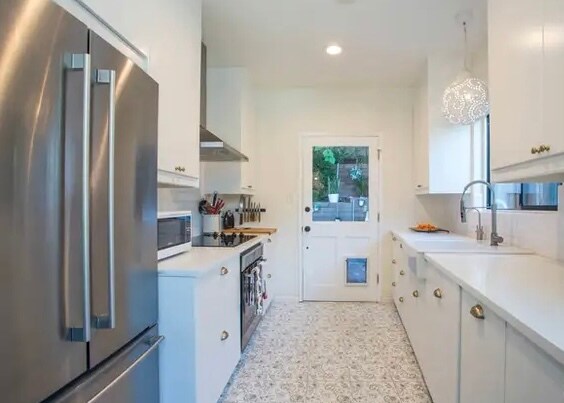 Foto del edificio - 8867 Lookout Mountain Ave