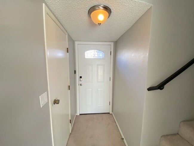 Building Photo - 3 Bedroom Townhouse North Reno - 2 Car Att...