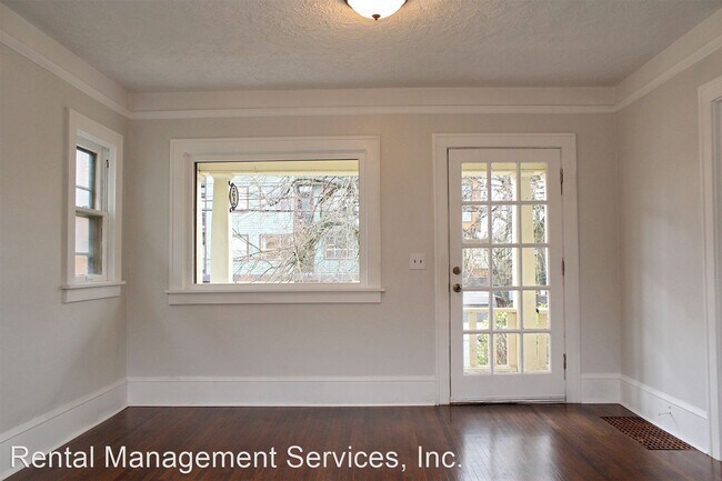 Foto del edificio - 2 br, 1 bath House - 2616 NE 7th Ave