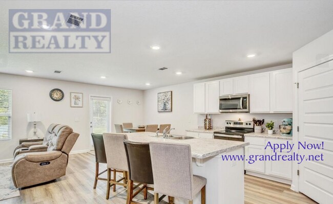Foto del edificio - 5431 Peach Dr, Pace, FL 32571