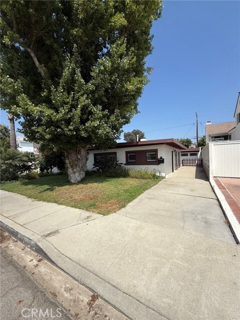 Building Photo - 3008 Palm Ave