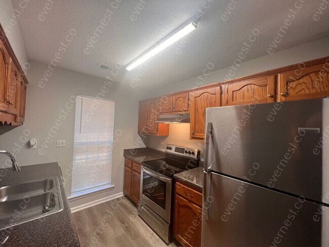 Building Photo - 9070 Kirkwood Ln