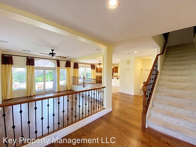 Foto del edificio - 3 br, 2.5 bath House - 10944 Calcedonian St