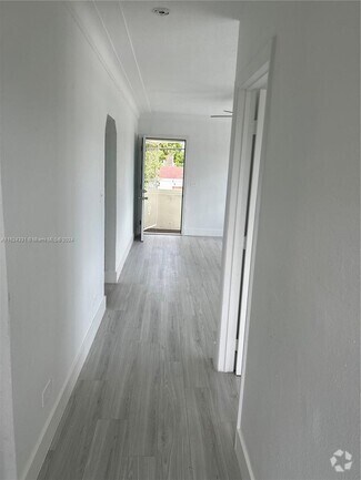 Building Photo - 2215 NW 33rd St