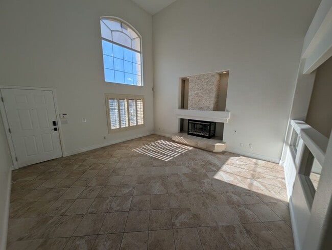 Building Photo - 8332 Mountain Heather Ct