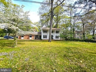 Building Photo - 1501 Woodland Rd