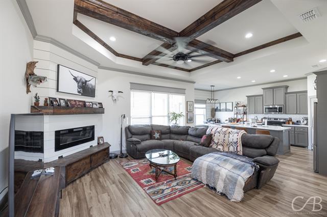 Foto del edificio - 338 Bella Wy