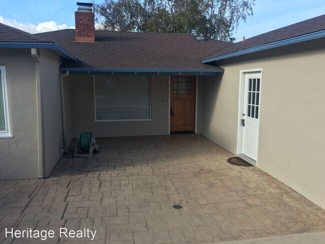 Building Photo - 3 br, 1 bath House - 1140 Harbor Boulevard