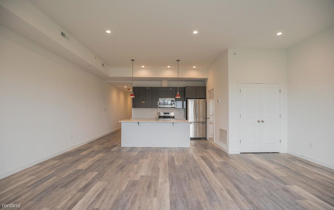Foto del edificio - 1528 N Marshall St