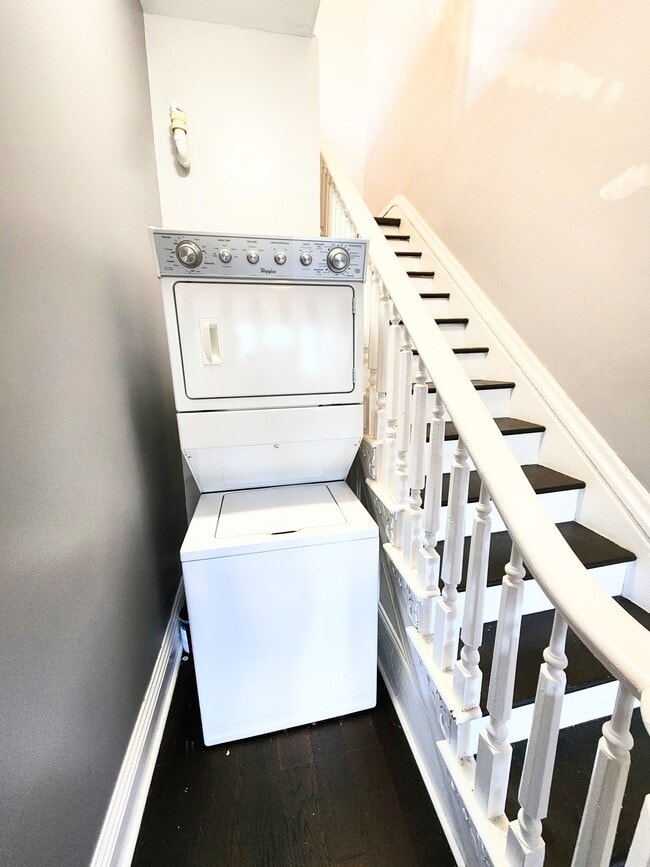 Building Photo - 6064 Butler St