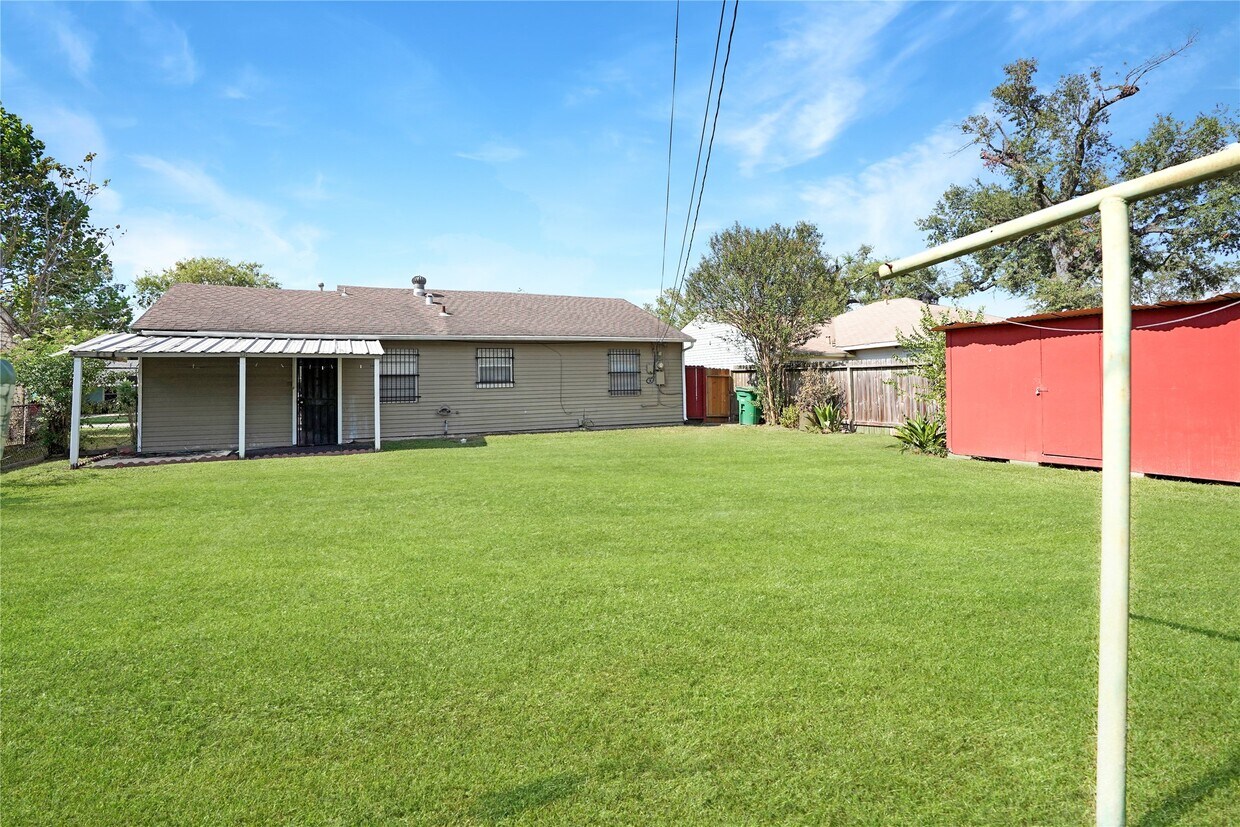 Foto del edificio - 12432 Yancy Dr
