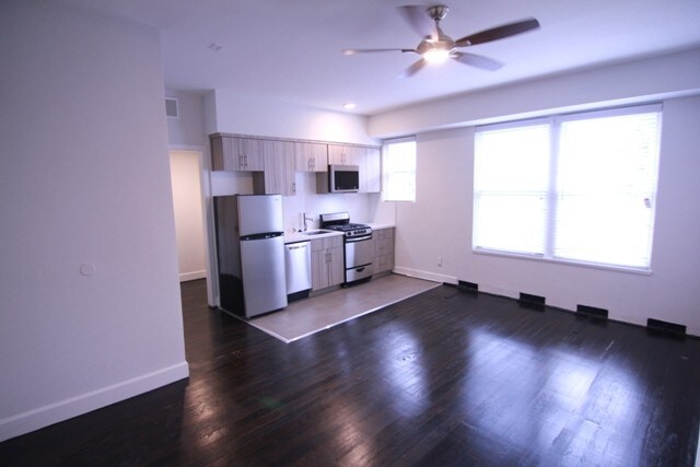 Foto principal - 6501 Yucca St