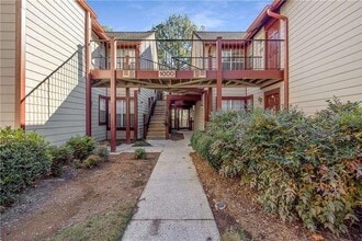 Building Photo - 1004 Sandy Ln Dr