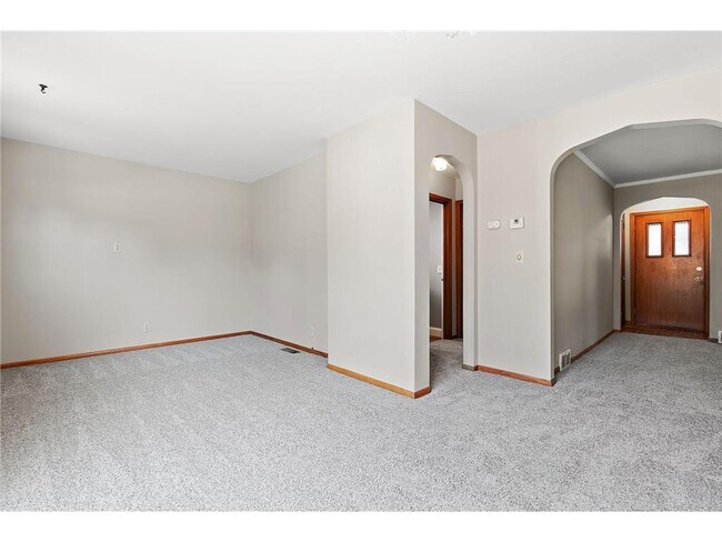 Foto del edificio - 6244 Humboldt Ave S