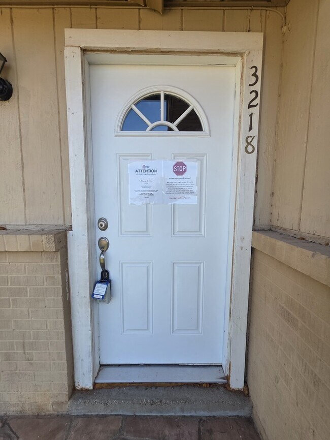 Foto del edificio - 3 bed 1 bath home, move in ready!
