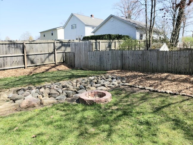 Back yard - 4619 West St