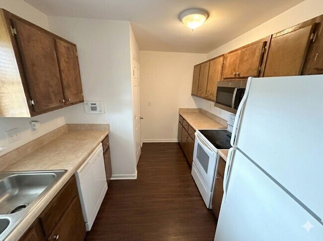 Foto del edificio - Spacious & Stylish 3BR/3BA Minutes from Downtown Athens