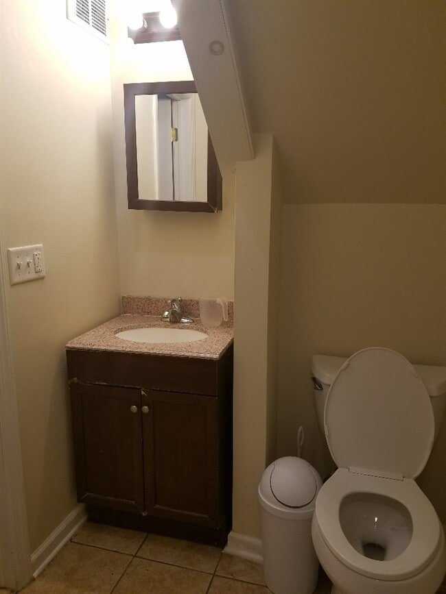 Building Photo - 85 Central Ave