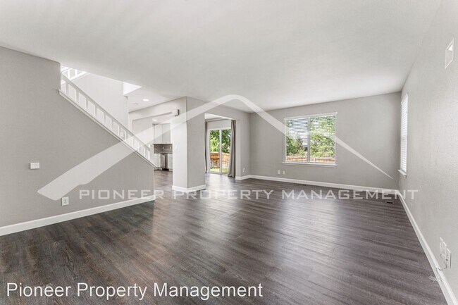 Foto del edificio - 3 br, 2.5 bath House - 2649 Fernwood Pl