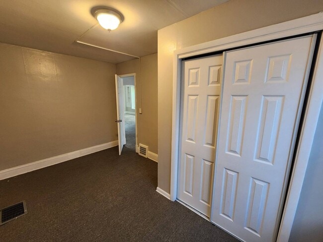 Foto del edificio - 880 Stevenson Rd