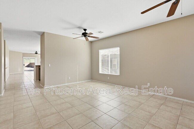 Foto del edificio - 310 Mountain View Rd