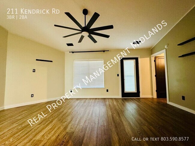 Foto del edificio - 211 Kendrick Rd