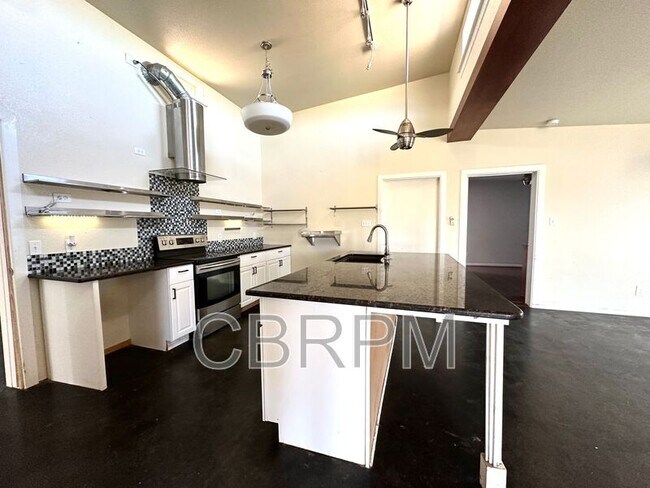 Building Photo - 1101 E Marlboro St