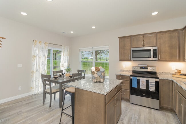 Foto del edificio - 2301 Point Pl