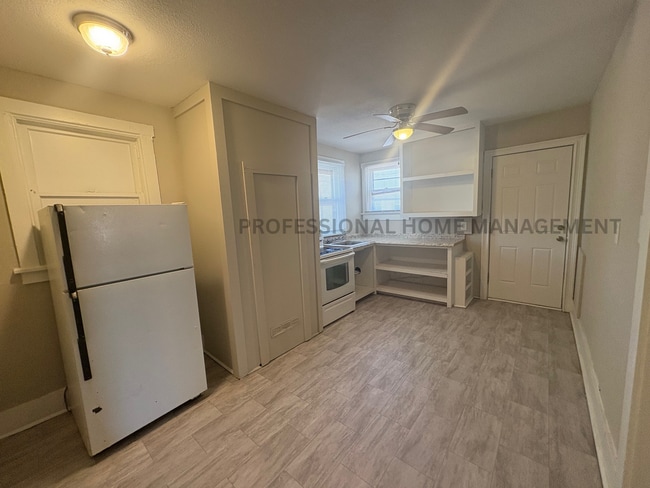 Building Photo - Chic Downtown Newton Studio – Corner Unit! Coming Soon!
