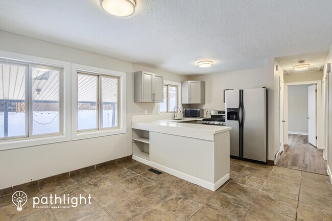 Building Photo - 4424 S 300 W, Ogden, UT, 84405