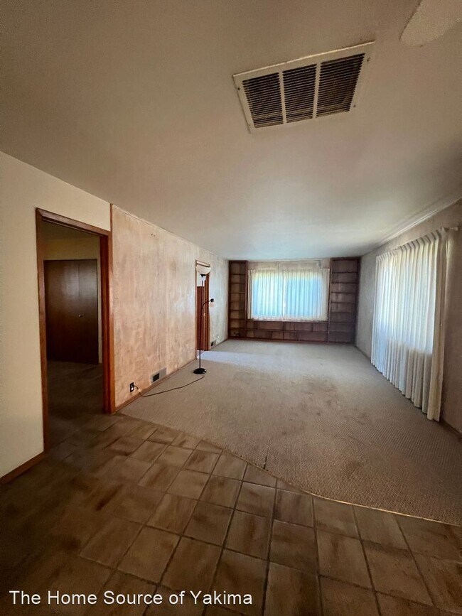 Foto del edificio - 3 br, 2 bath House - 1570 Cutler Way