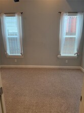 Building Photo - 2522 Hutchins St