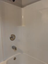 Building Photo - 7392 Bellehaven Dr