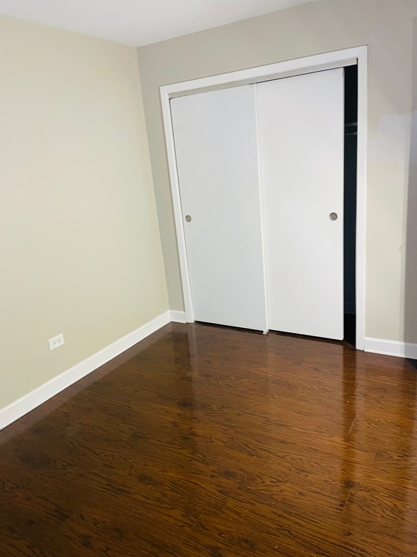 Foto del edificio - 1902 N Green Ln N