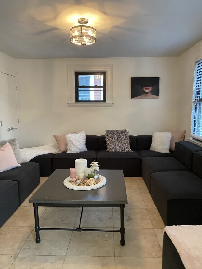 Foto del edificio - 182 Angell St