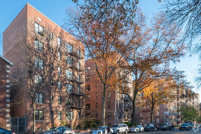 Fotografía del edificio - 2244 Bronx Park E