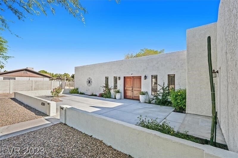 Primary Photo - 4309 Ivory Cir