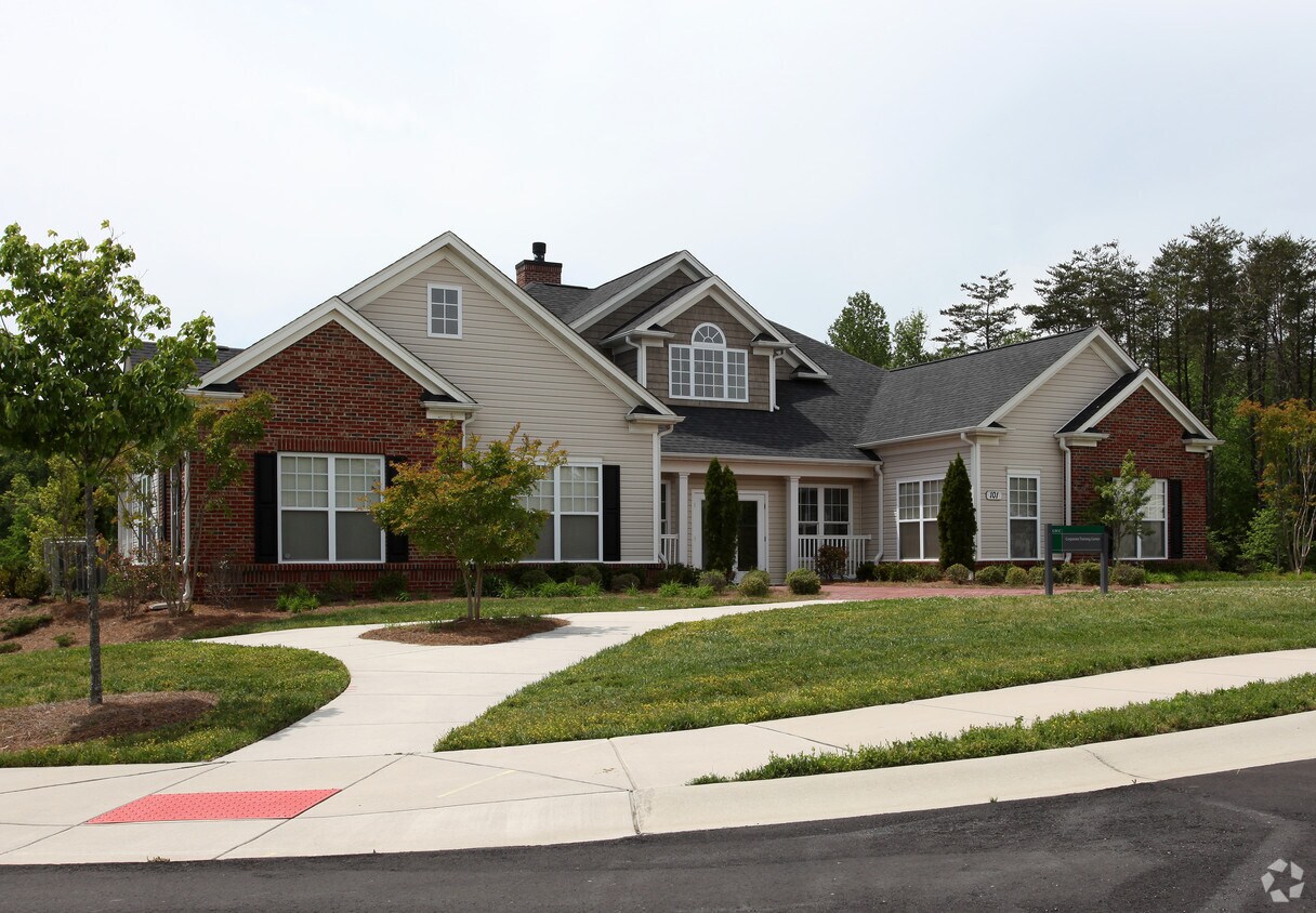 142 Jamestown Ct, Jamestown, NC 27282 Apartments in Jamestown, NC