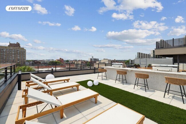 Foto del edificio - 428 E 9th St