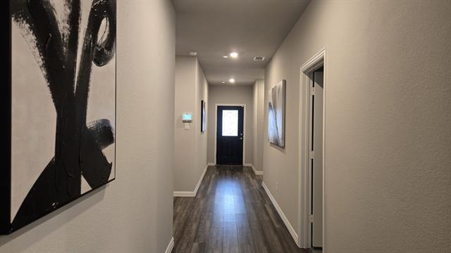 Foto del edificio - 3401 Triumph Dr