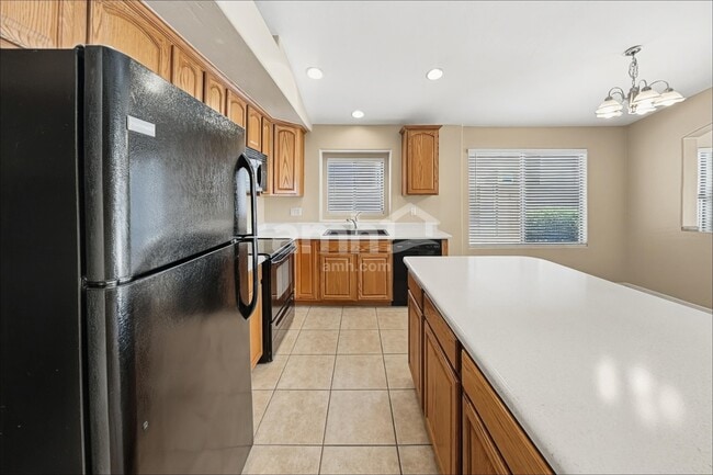 Building Photo - 10808 S Alley Mountain Dr