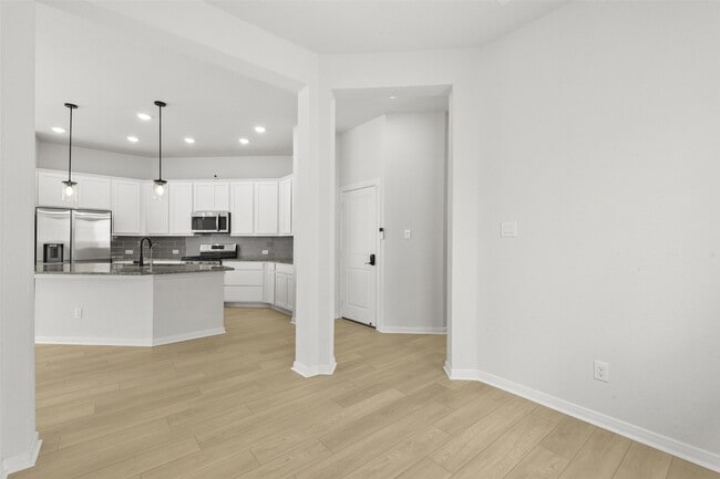 Foto del edificio - 27127 Butterfly Mint Ln