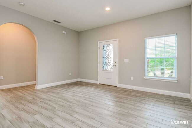 Building Photo - 400 Maitland Court, Poinciana, FL 34759