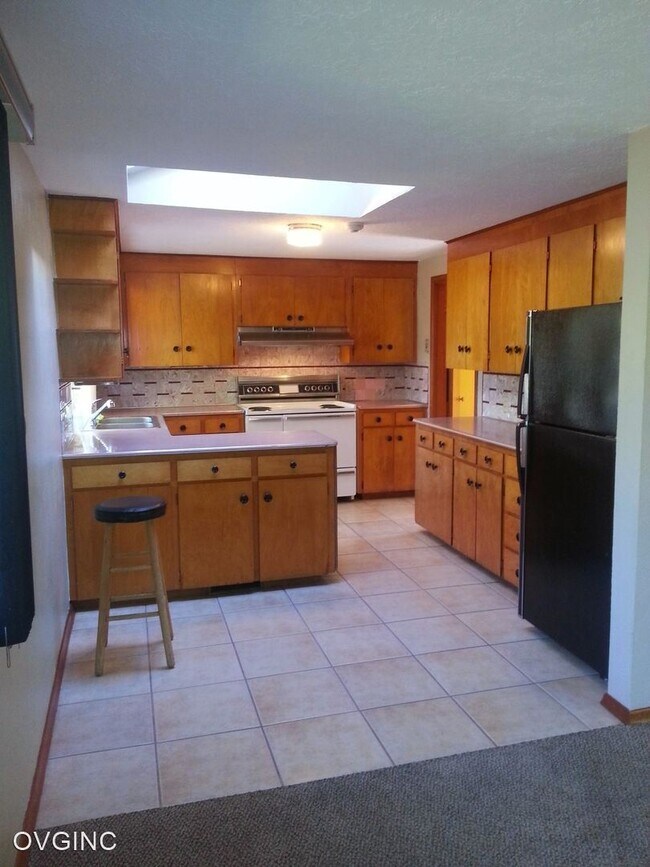 Foto del edificio - 3 br, 1 bath House - 1802 22nd Ave. S.E.