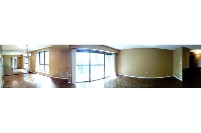 Building Photo - 5180 Maris Ave