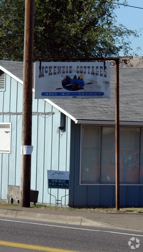 Foto del edificio - Mckenzie Cottages